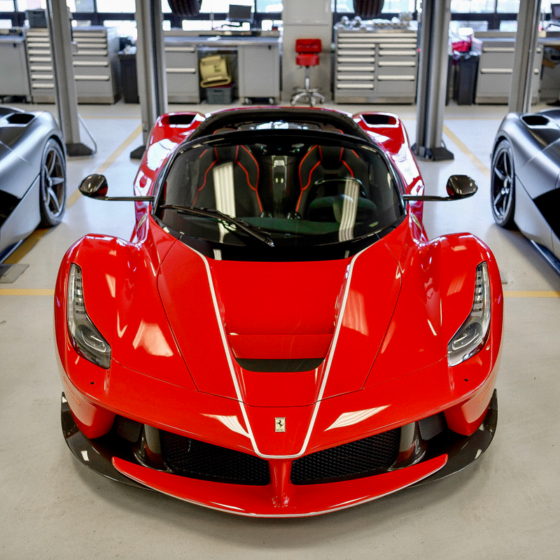 Illustration for article titled Colori di LaFerrari photodump